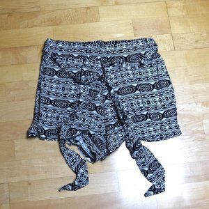 ABSOLUTE ANGEL Women's JRS Sz M Stretchy SHORTS